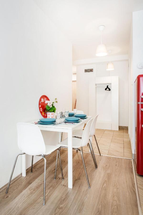 The Downtown Chill Apartment Budapesta Exterior foto